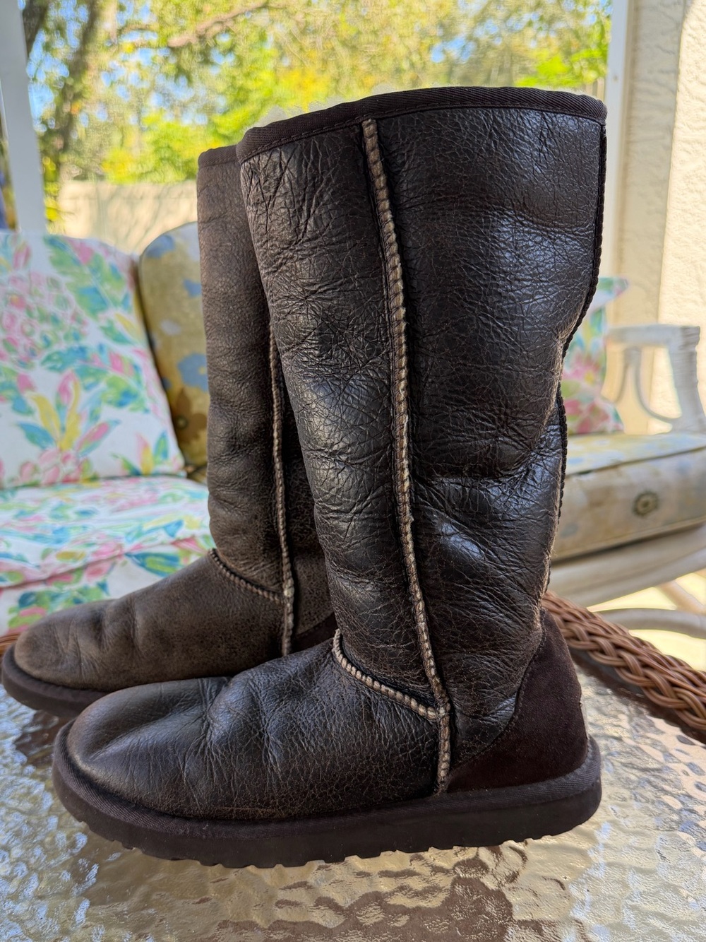UGG Australia Classic Tall Bomber 5804 W7 Brown Leather Sheepskin Boots